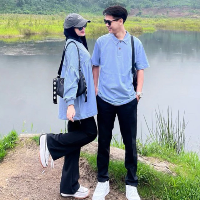 BATARI COUPLE BY HAGIA | SUDAH COUPLE KAOS KERAH PRIA DAN BLOUSE WANITA